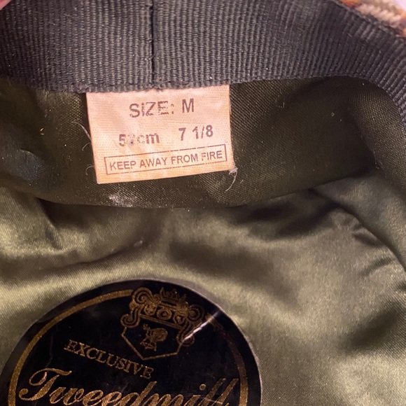 Stylish Plaid Women's Newsboy Cap - Picture 6 of 11